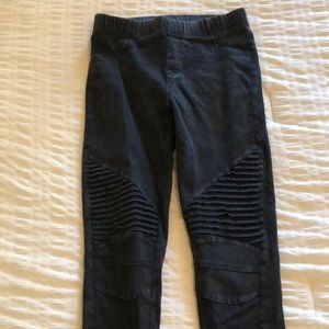 faded black Jeggings with detail & zippers